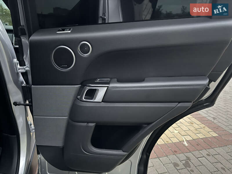 Внедорожник / Кроссовер Land Rover Range Rover Sport 2017 в Киеве фото 15 Внедорожник / Кроссовер Land Rover Range Rover Sport 2017 в Киеве