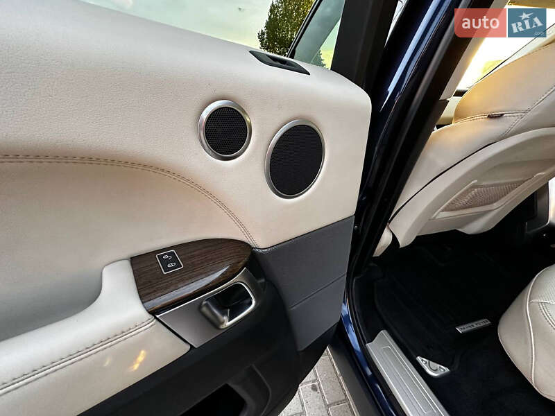 Внедорожник / Кроссовер Land Rover Range Rover Sport 2015 в Нововолынске фото 30 Внедорожник / Кроссовер Land Rover Range Rover Sport 2015 в Нововолынске