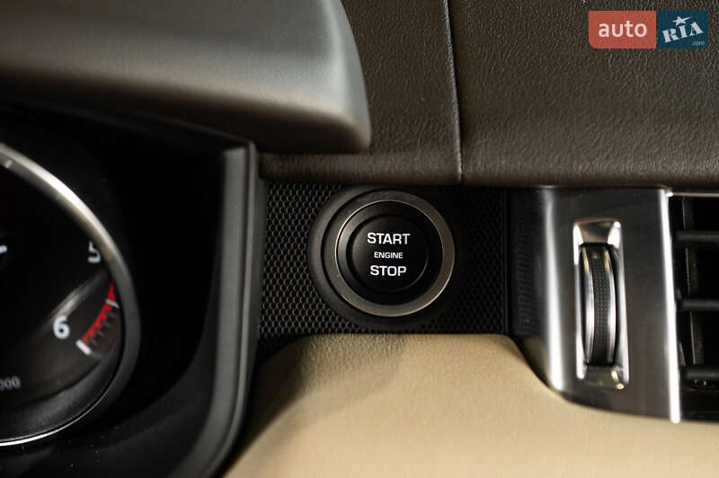 Позашляховик / Кросовер Land Rover Range Rover Sport 2017 в Одесі