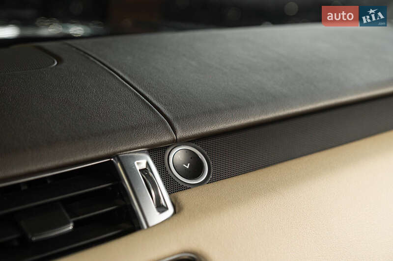 Позашляховик / Кросовер Land Rover Range Rover Sport 2017 в Одесі