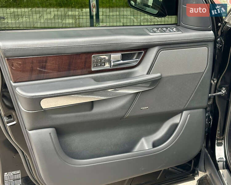 Внедорожник / Кроссовер Land Rover Range Rover Sport 2011 в Киеве