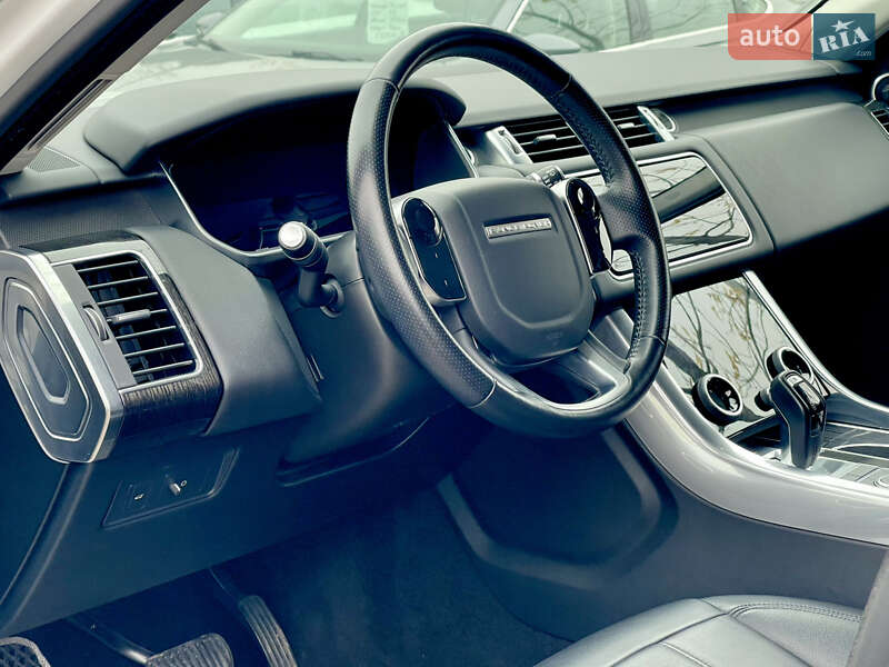 Внедорожник / Кроссовер Land Rover Range Rover Sport 2018 в Киеве фото 22 Внедорожник / Кроссовер Land Rover Range Rover Sport 2018 в Киеве