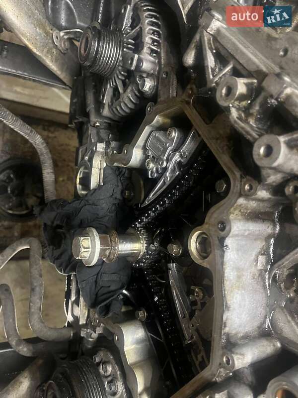 Внедорожник / Кроссовер Land Rover Range Rover Sport 2013 в Кривом Роге