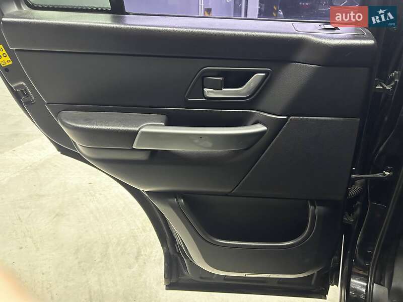 Внедорожник / Кроссовер Land Rover Range Rover Sport 2006 в Черновцах