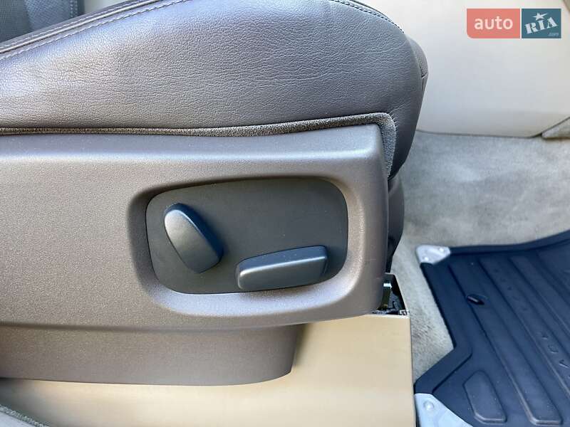 Внедорожник / Кроссовер Land Rover Range Rover Sport 2009 в Киеве