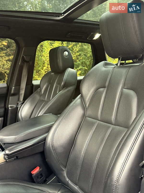 Позашляховик / Кросовер Land Rover Range Rover Sport 2016 в Рівному