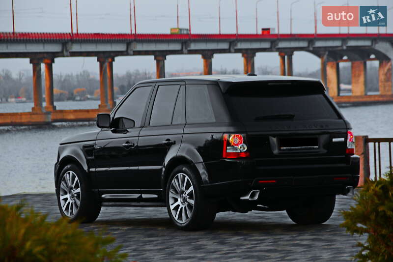 Внедорожник / Кроссовер Land Rover Range Rover Sport 2013 в Днепре