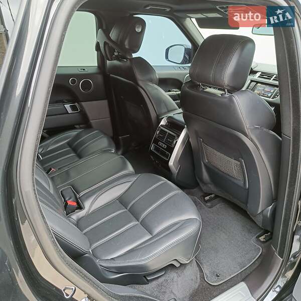 Внедорожник / Кроссовер Land Rover Range Rover Sport 2016 в Дубно