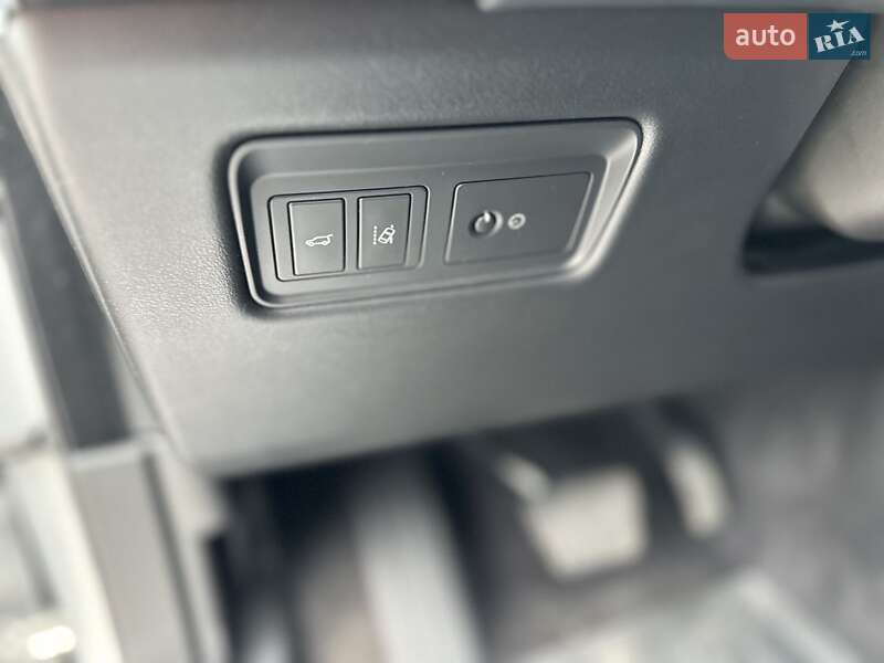 Внедорожник / Кроссовер Land Rover Range Rover Sport 2017 в Радомышле