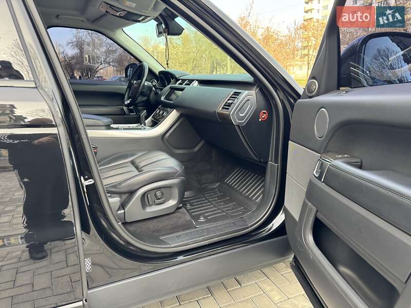 Внедорожник / Кроссовер Land Rover Range Rover Sport 2016 в Николаеве