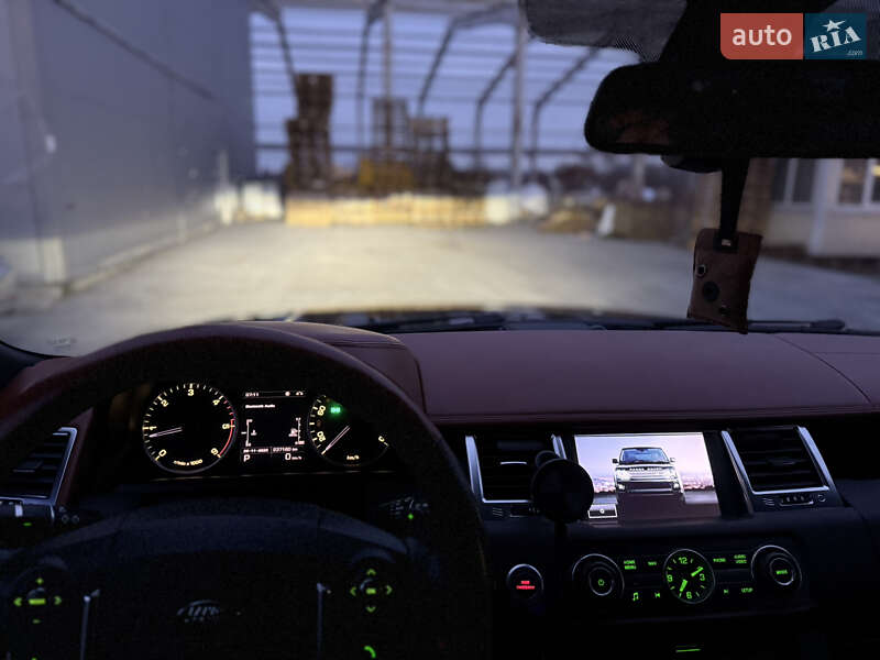 Внедорожник / Кроссовер Land Rover Range Rover Sport 2013 в Киеве