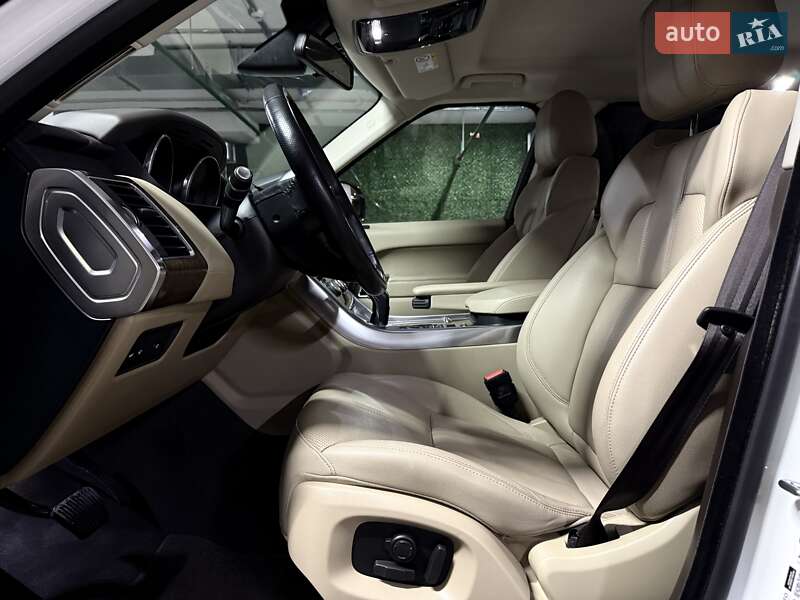 Внедорожник / Кроссовер Land Rover Range Rover Sport 2016 в Киеве