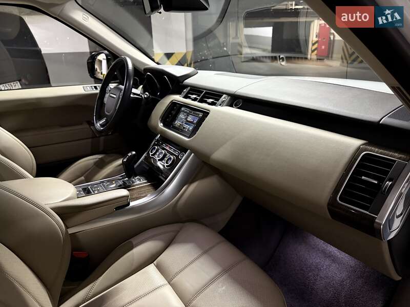 Внедорожник / Кроссовер Land Rover Range Rover Sport 2016 в Киеве