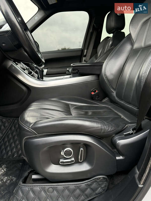 Внедорожник / Кроссовер Land Rover Range Rover Sport 2016 в Ровно фото 49 Внедорожник / Кроссовер Land Rover Range Rover Sport 2016 в Ровно