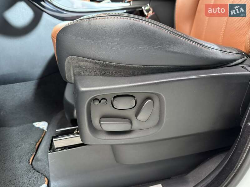 Внедорожник / Кроссовер Land Rover Range Rover Sport 2012 в Одессе фото 3 Внедорожник / Кроссовер Land Rover Range Rover Sport 2012 в Одессе