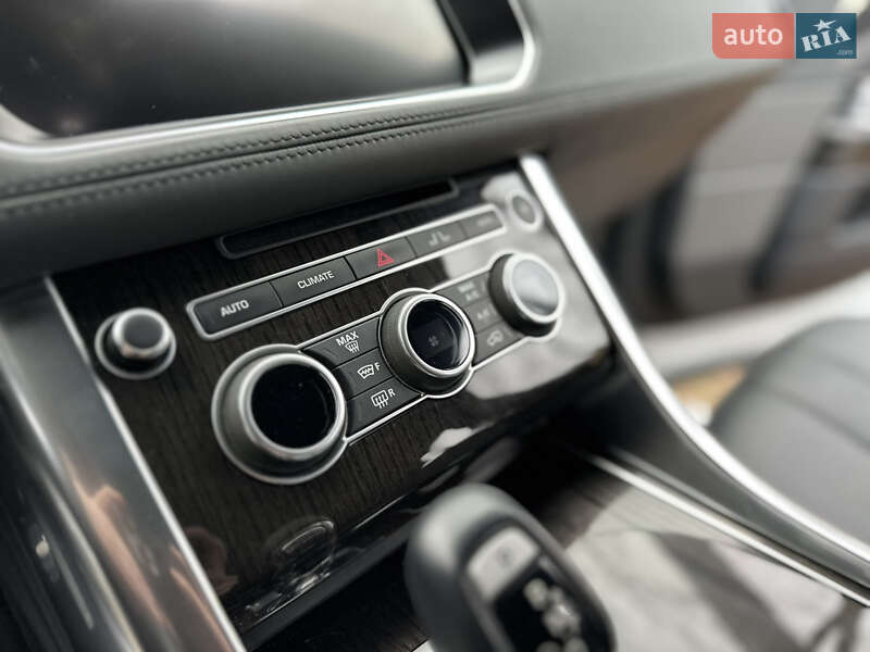 Внедорожник / Кроссовер Land Rover Range Rover Sport 2017 в Одессе