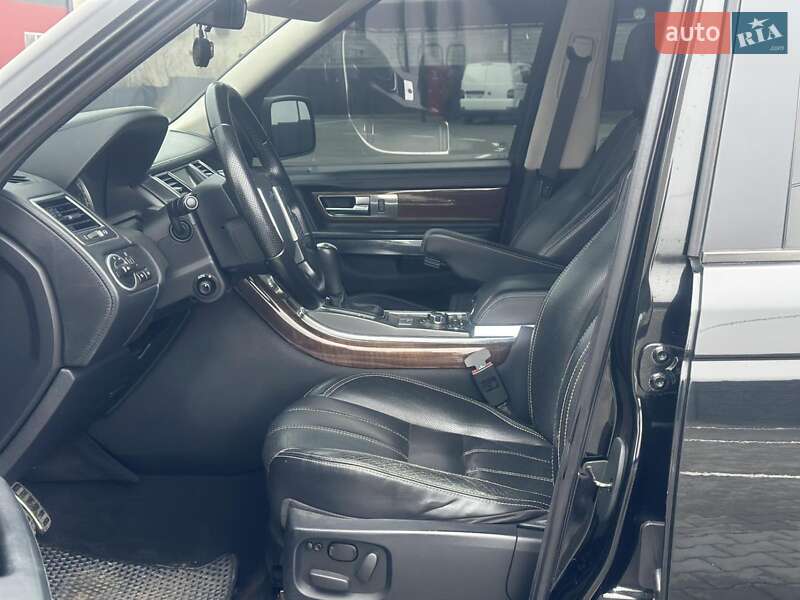 Внедорожник / Кроссовер Land Rover Range Rover Sport 2010 в Дубно