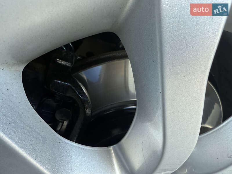 Позашляховик / Кросовер Land Rover Range Rover Sport 2015 в Нижній Апші фото 35 Позашляховик / Кросовер Land Rover Range Rover Sport 2015 в Нижній Апші