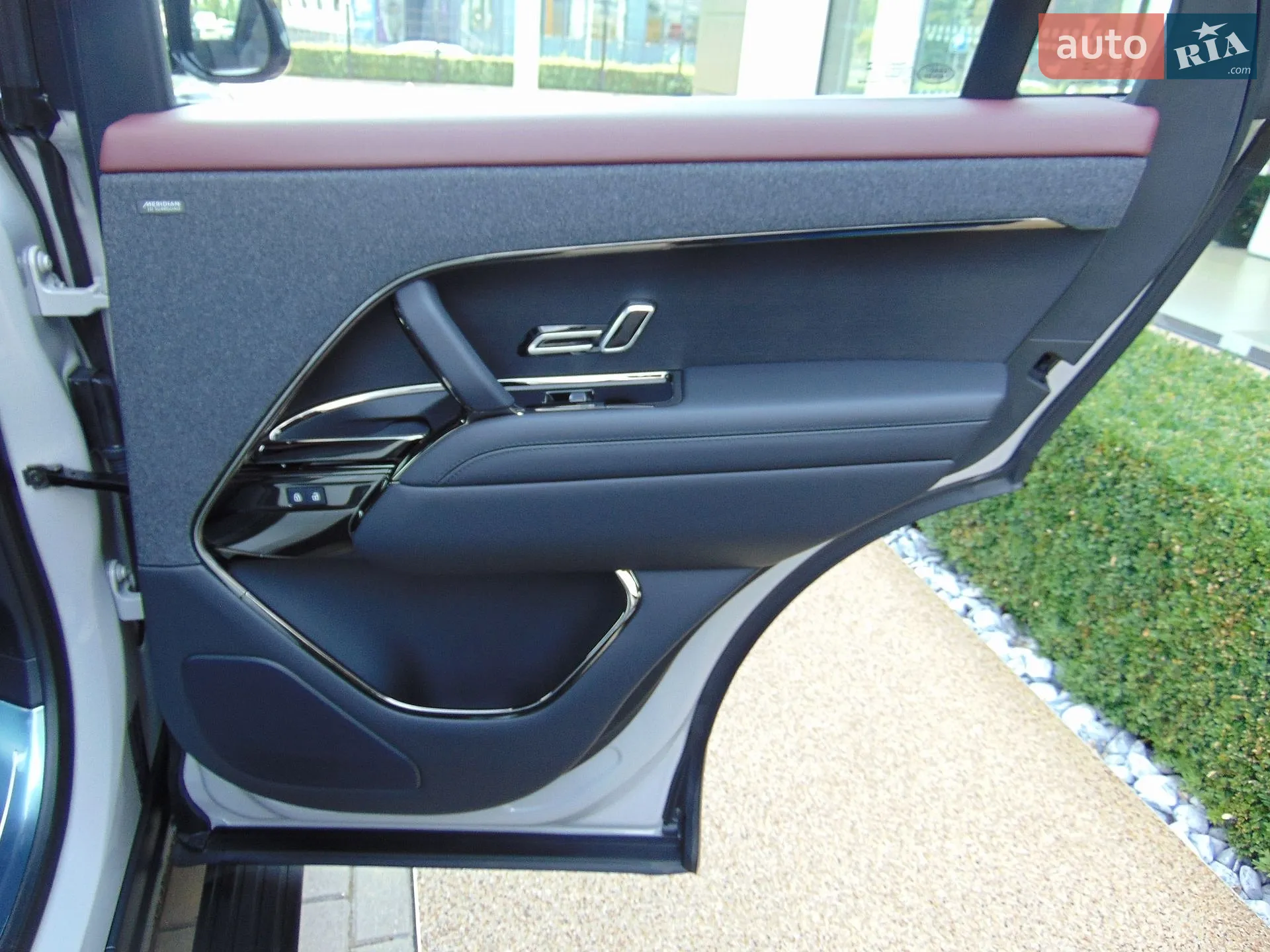 2026 Land Rover Range Rover Sport - мініатюра 20