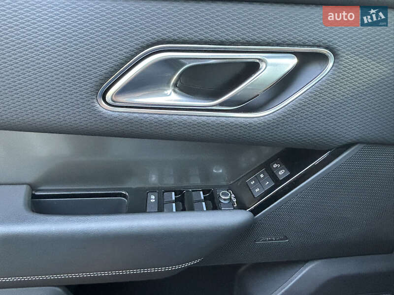 Внедорожник / Кроссовер Land Rover Range Rover Velar 2017 в Львове