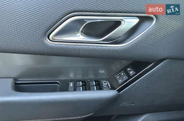 Внедорожник / Кроссовер Land Rover Range Rover Velar 2017 в 