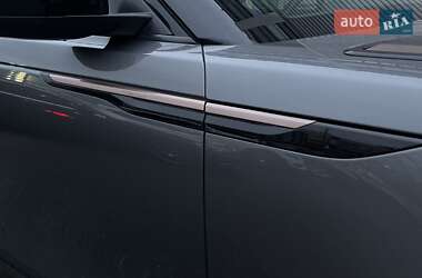 Внедорожник / Кроссовер Land Rover Range Rover Velar 2017 в 