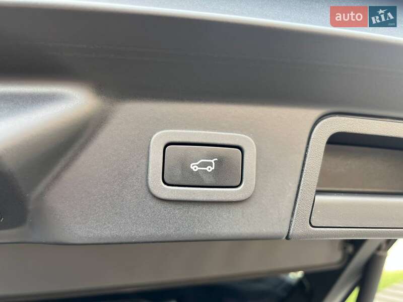 Внедорожник / Кроссовер Land Rover Range Rover Velar 2019 в Киеве