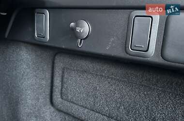 Внедорожник / Кроссовер Land Rover Range Rover Velar 2018 в 