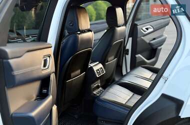 Внедорожник / Кроссовер Land Rover Range Rover Velar 2017 в 