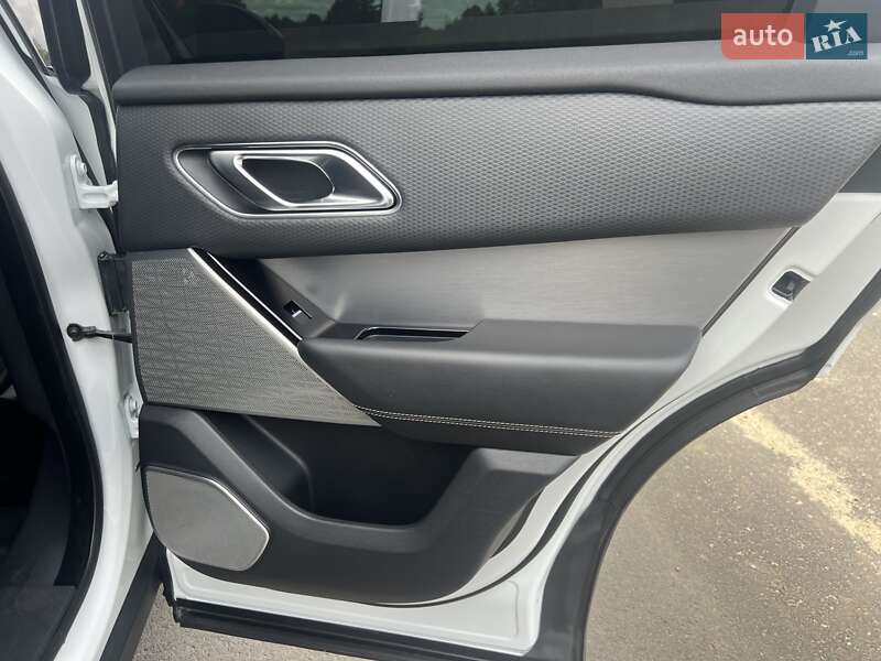 Позашляховик / Кросовер Land Rover Range Rover Velar 2018 в Володимирі