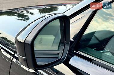 Внедорожник / Кроссовер Land Rover Range Rover Velar 2021 в 