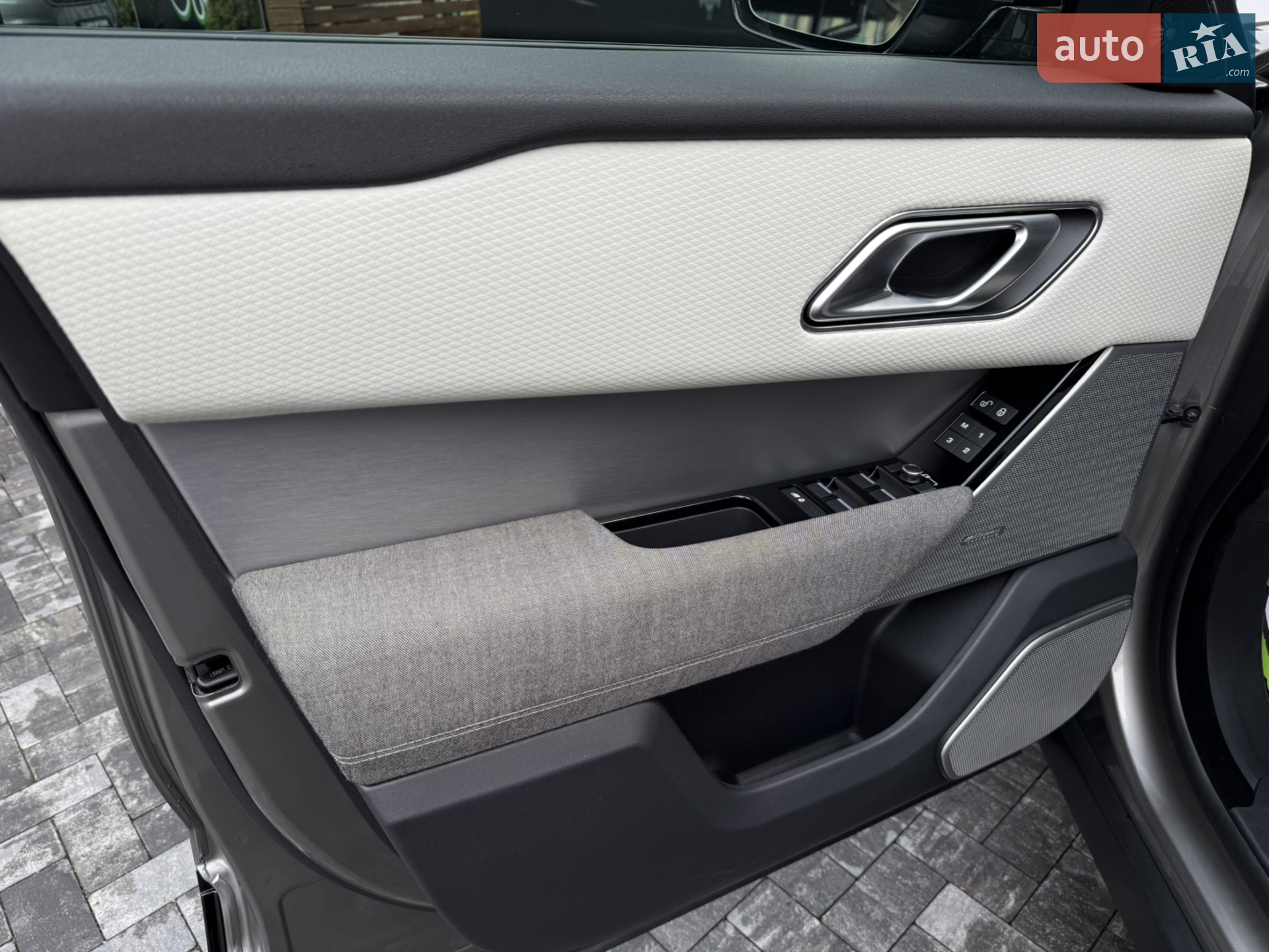 2018 Land Rover Range Rover Velar - мініатюра 50