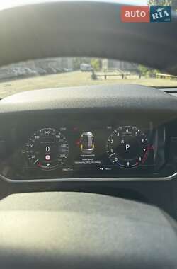 Внедорожник / Кроссовер Land Rover Range Rover Velar 2018 в 