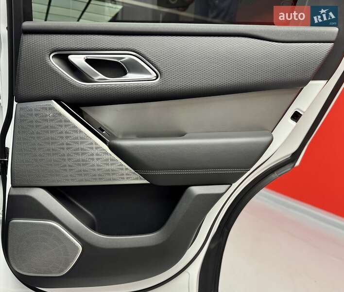 Внедорожник / Кроссовер Land Rover Range Rover Velar 2017 в Киеве