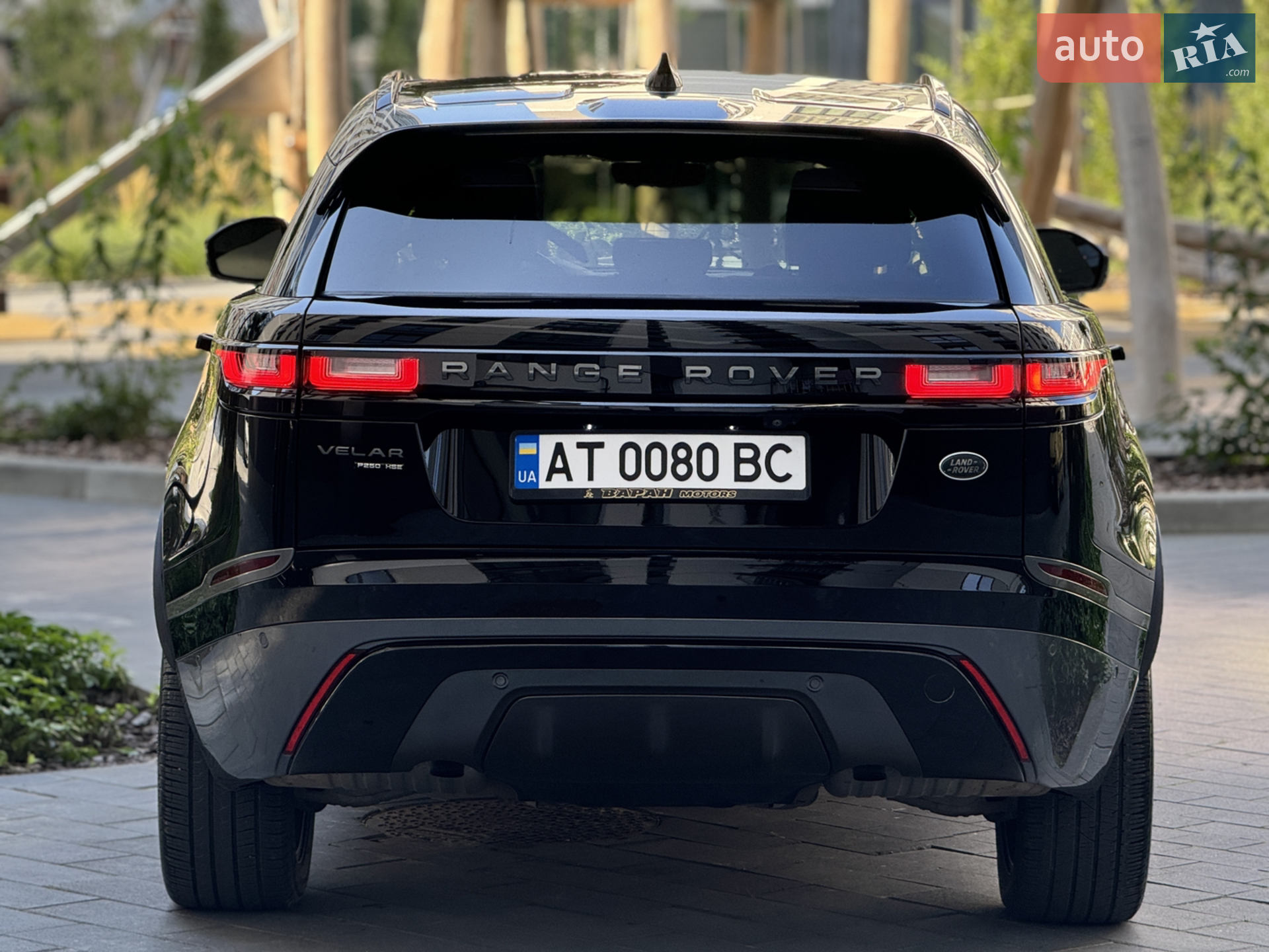 2017 Land Rover Range Rover Velar - мініатюра 15
