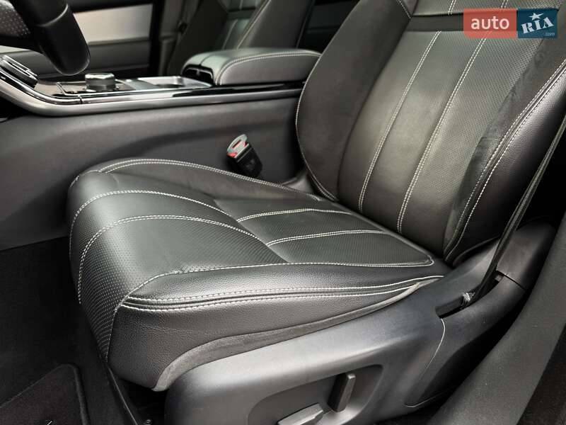 Позашляховик / Кросовер Land Rover Range Rover Velar 2017 в Стрию