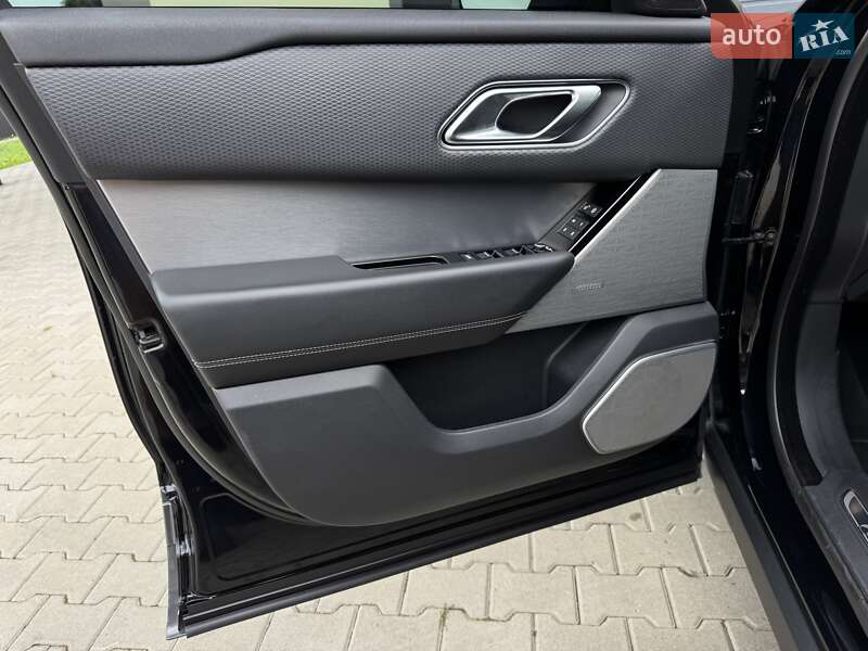 Позашляховик / Кросовер Land Rover Range Rover Velar 2017 в Стрию