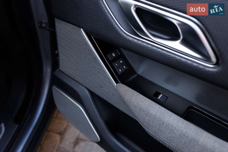 Позашляховик / Кросовер Land Rover Range Rover Velar 2019 в Чернівцях фото 45 Позашляховик / Кросовер Land Rover Range Rover Velar 2019 в Чернівцях