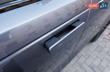 Внедорожник / Кроссовер Land Rover Range Rover Velar 2019 в 