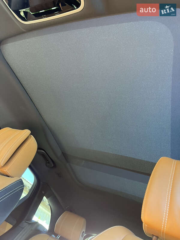 Позашляховик / Кросовер Land Rover Range Rover Velar 2019 в Золочеві