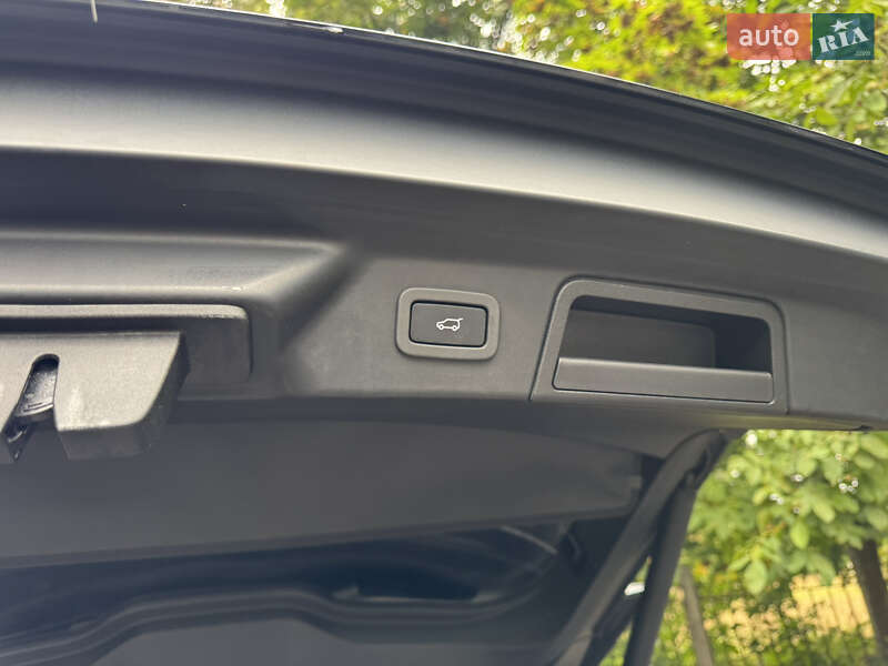 Позашляховик / Кросовер Land Rover Range Rover Velar 2018 в Києві