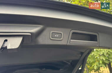 Внедорожник / Кроссовер Land Rover Range Rover Velar 2018 в 