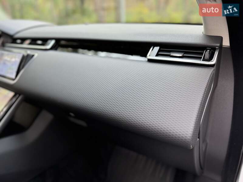 Внедорожник / Кроссовер Land Rover Range Rover Velar 2022 в Киеве