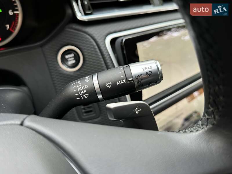 Внедорожник / Кроссовер Land Rover Range Rover Velar 2022 в Киеве