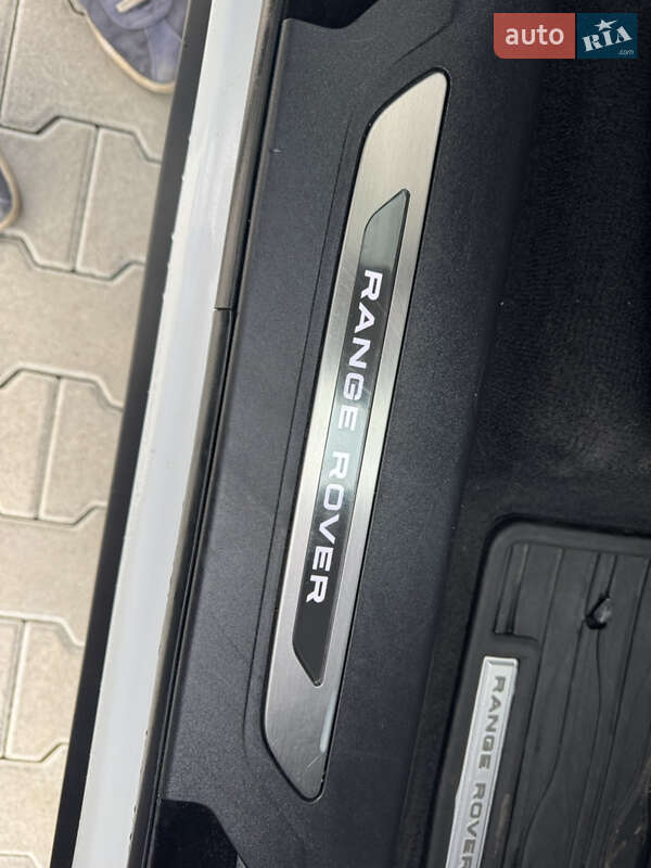 Внедорожник / Кроссовер Land Rover Range Rover Velar 2019 в Киеве фото 28 Внедорожник / Кроссовер Land Rover Range Rover Velar 2019 в Киеве