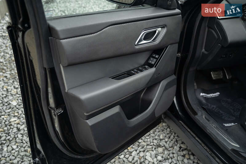 Внедорожник / Кроссовер Land Rover Range Rover Velar 2022 в Черновцах
