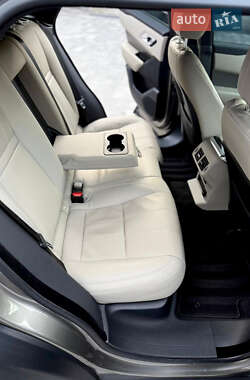 Позашляховик / Кросовер Land Rover Range Rover Velar 2021 в  фото 17 Позашляховик / Кросовер Land Rover Range Rover Velar 2021 в