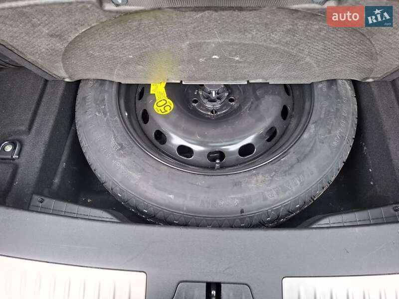 Позашляховик / Кросовер Land Rover Range Rover Velar 2018 в Києві фото 17 Позашляховик / Кросовер Land Rover Range Rover Velar 2018 в Києві