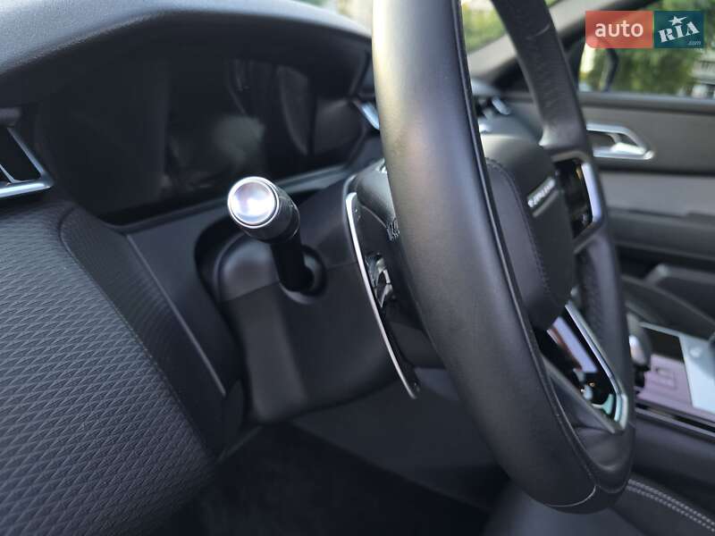 Позашляховик / Кросовер Land Rover Range Rover Velar 2021 в Києві