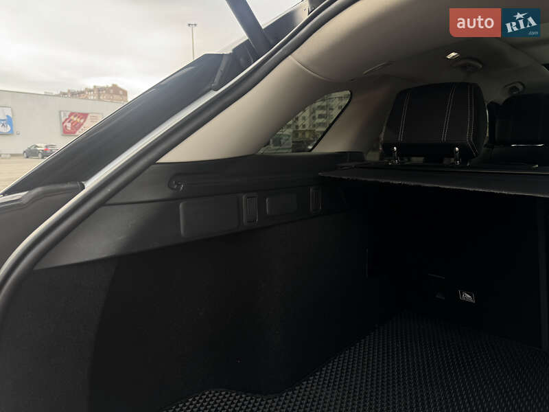 Позашляховик / Кросовер Land Rover Range Rover Velar 2019 в Івано-Франківську фото 13 Позашляховик / Кросовер Land Rover Range Rover Velar 2019 в Івано-Франківську